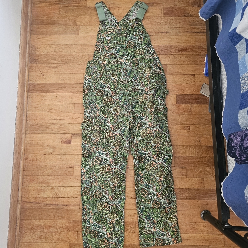 Duluth Heirloom Gradening Bib Overalls Succulent Print